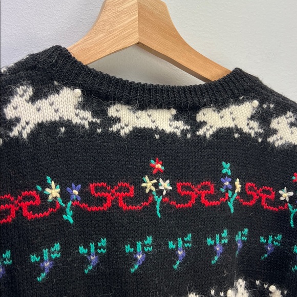 Vintage Deans Of Scotland Wool Sweater Knit Bunnies Bows Flowers Womens Small - Picture 7 of 7